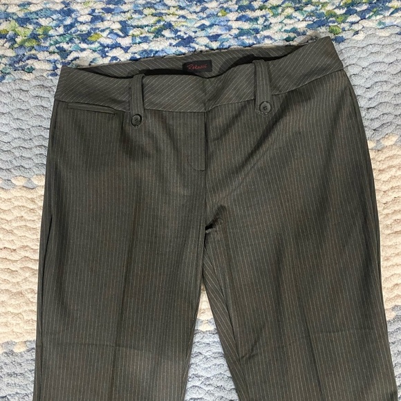 Rekucci Gray Pinstripe Trousers- Women’s 18 - Picture 4 of 10